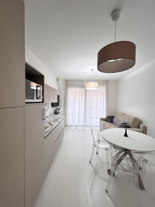 Homeby, Mascarella Patio Apartment Болонья Екстер'єр фото