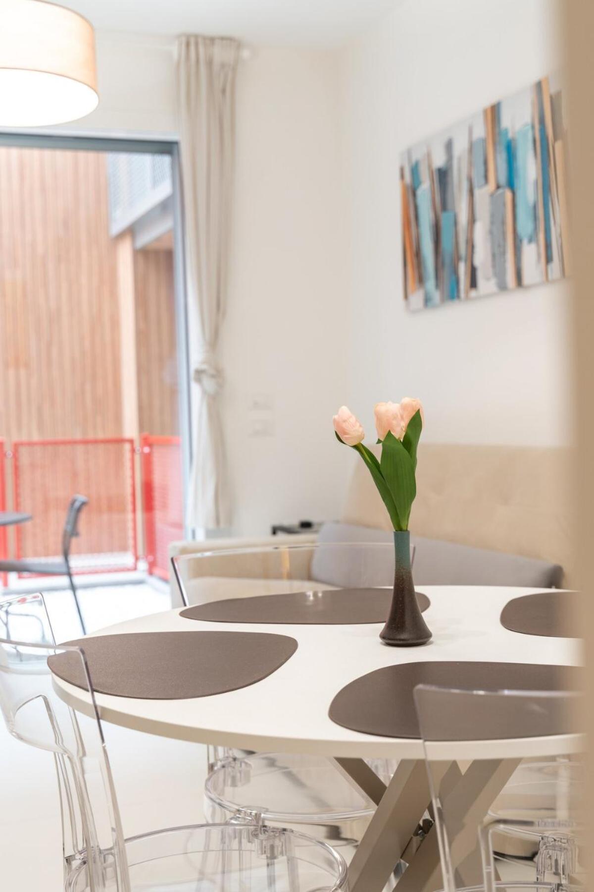 Homeby, Mascarella Patio Apartment Болонья Екстер'єр фото
